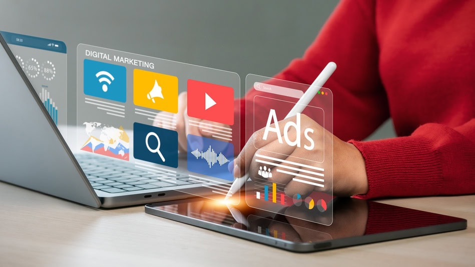 La carrera de marketing y publicidad online cuenta con funciones básicas como la creación de contenidos digitales.