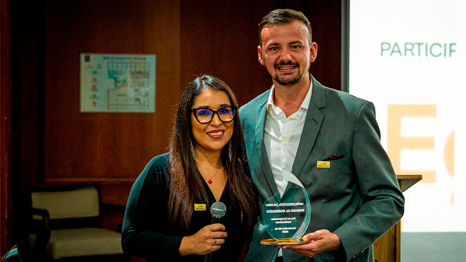 Fundación UNIR reconoció la aportación profesional a la sociedad de algunos de sus más destacados egresados.